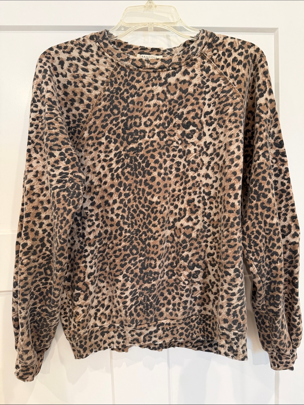 RAGDOLL Leopard-Print Crewneck Sweater size Medium